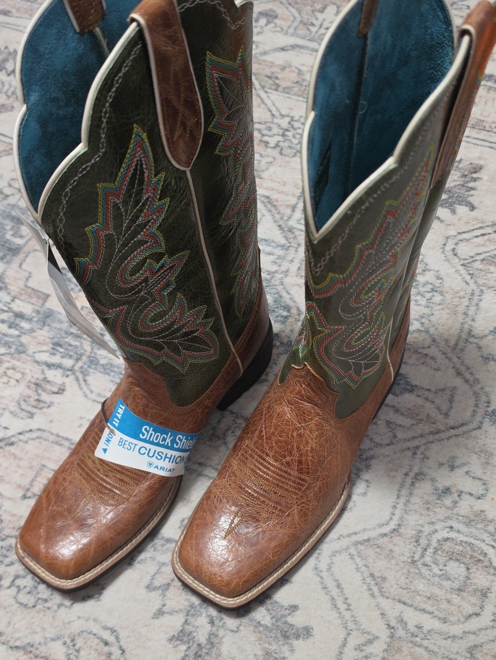NWT Ariat Women's Size 10 Schock Shield Tan Brown  & Olive Green Western Boots